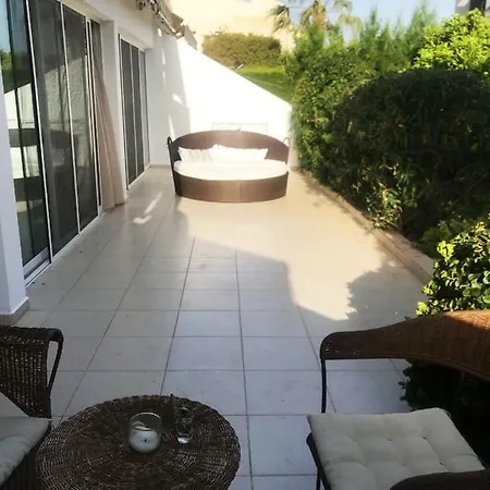Bayview Terrases Апартаменты *